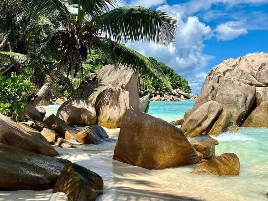 image n.3 of Luxury Private Boat Charter Praslin, Seychelles with BBQ. activity in Praslin Island, uploaded by supplier