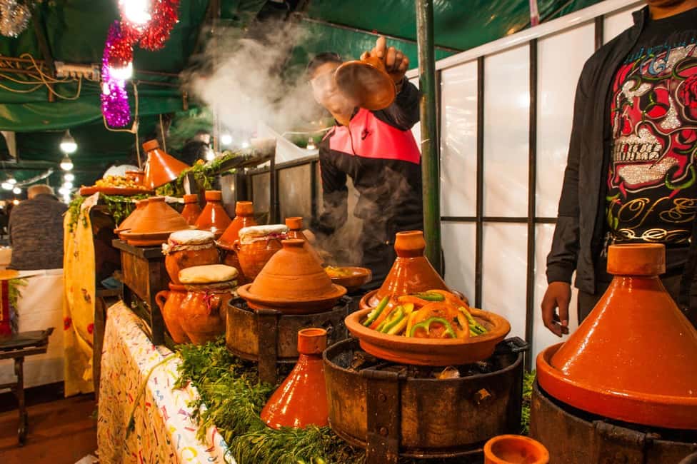 Image N°11 de Marrakech : visite gastronomique de la place Jemaa el-Fnaa avec dîner activité à Marrakech, publiée par le prestataire