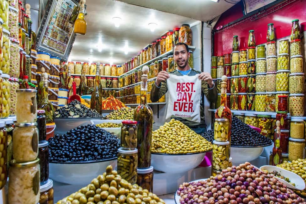 Image N°12 de Marrakech : visite gastronomique de la place Jemaa el-Fnaa avec dîner activité à Marrakech, publiée par le prestataire