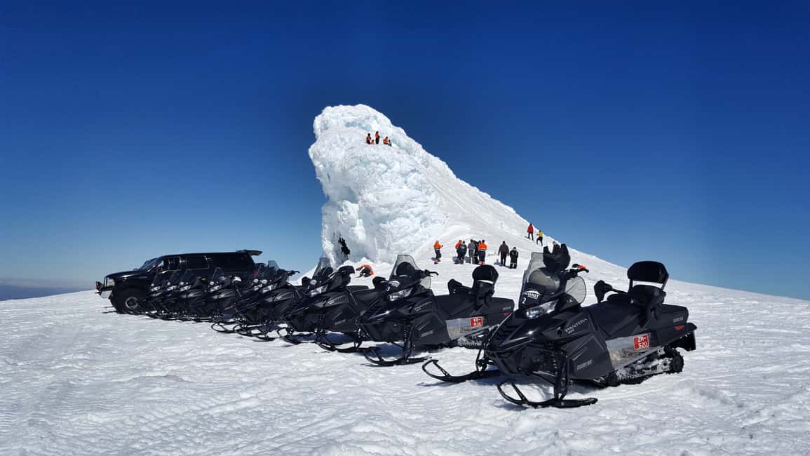 image n.3 of Snowmobiling on Eyjafjallajökull activity in Southern Region, Iceland, uploaded by supplier