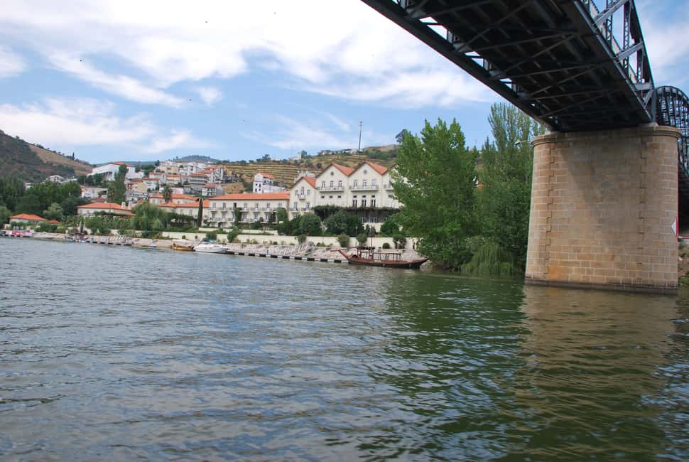 image n.8 of Pinhão: Rabelo Boat 1-Hour Tour activity in Norte Region, uploaded by supplier