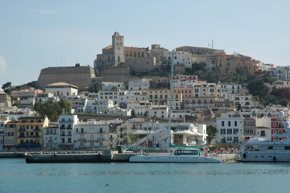 Image N°1 de Ibiza : Excursion d'une journée et visite d'un marché hippie activité à Sant Josep de sa Talaia, publiée par le prestataire