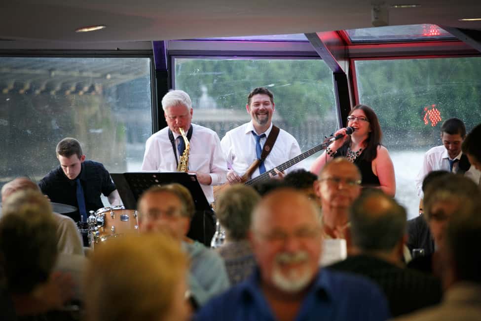 Image N°5 de Londres : Dîner-croisière sur la Tamise avec jazz en direct activité à Royaume-Uni, publiée par le prestataire