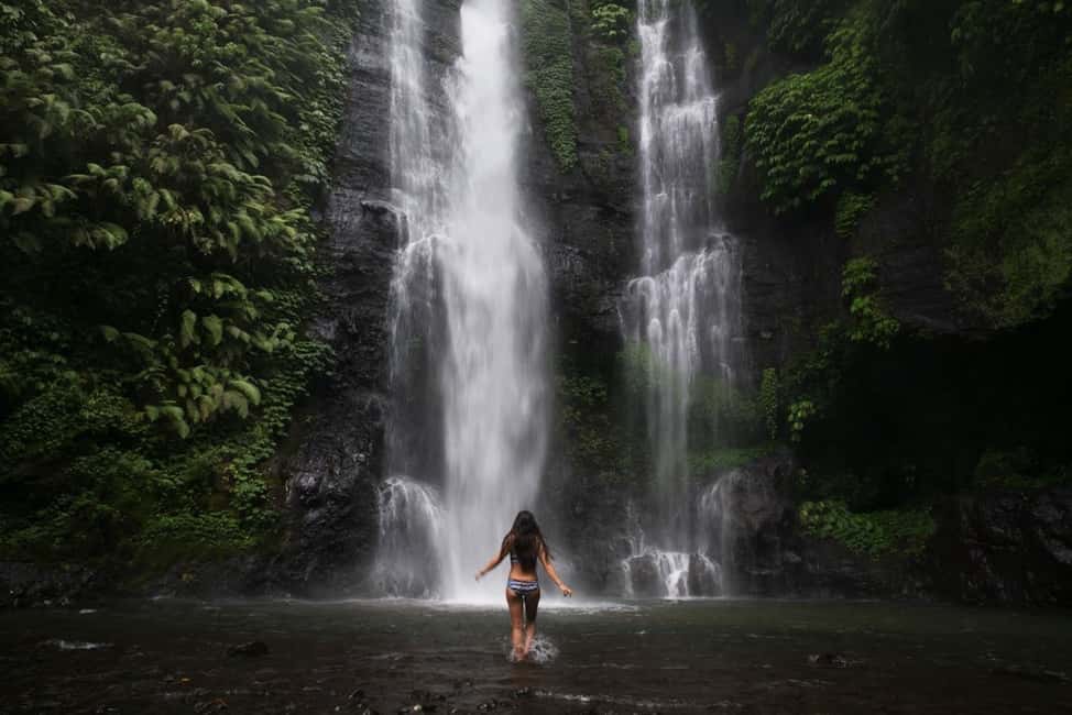 image n.6 of Bali: Lake Bratan, Handara Gate, Waterfall & Swing Tour activity in Bali, uploaded by supplier