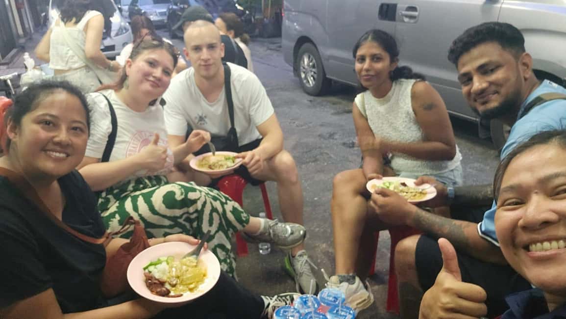 imagem n.13 de Bangkok Authentic Tasting Thai-Chinatown Walking Food Tour atividade em Bangkok, carregada pelo fornecedor