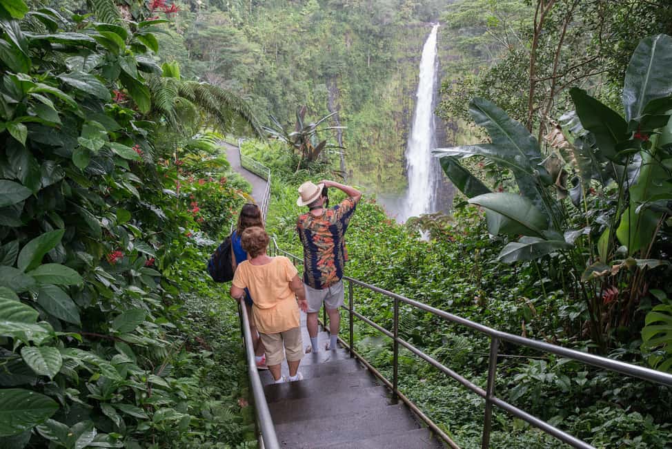 image n.3 of Big Island: Volcanoes, Waterfalls, & Coffee Farm Day-Trip activity in Naalehu, Hawaii, uploaded by supplier
