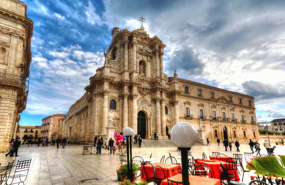 Immagine nº 1 di Siracusa: Tour privato a piedi di Ortigia attività a Siracusa, caricata dal fornitore