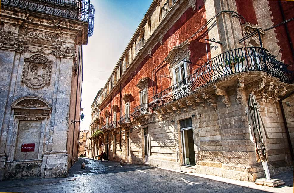 Immagine nº 3 di Siracusa: Tour privato a piedi di Ortigia attività a Siracusa, caricata dal fornitore