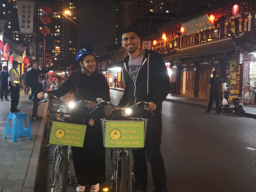 Image N°16 de Shanghai : 4 heures d'aventure dans la vie nocturne et de dégustation à vélo activité à Shanghaï, publiée par le prestataire