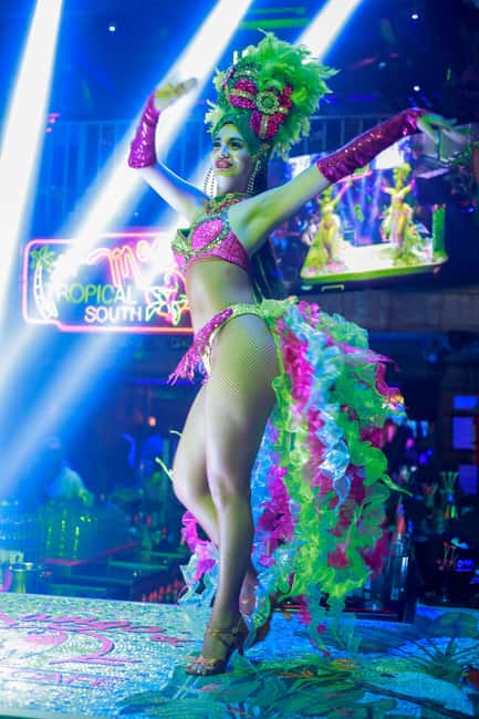 image n.5 of Miami: Mango's Tropical Cafe Dinner & Show activity in Miami, uploaded by supplier