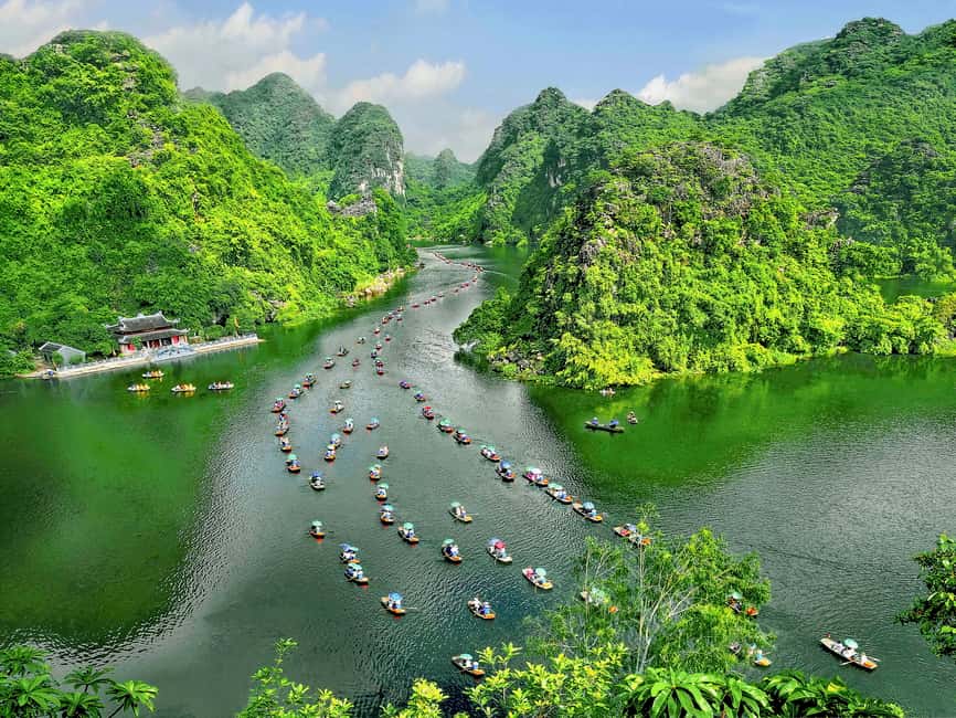 image n.6 of From Hanoi: Bai Dinh, Trang An, and Mua Cave Full-Day Tour activity in Ninh Binh, uploaded by supplier