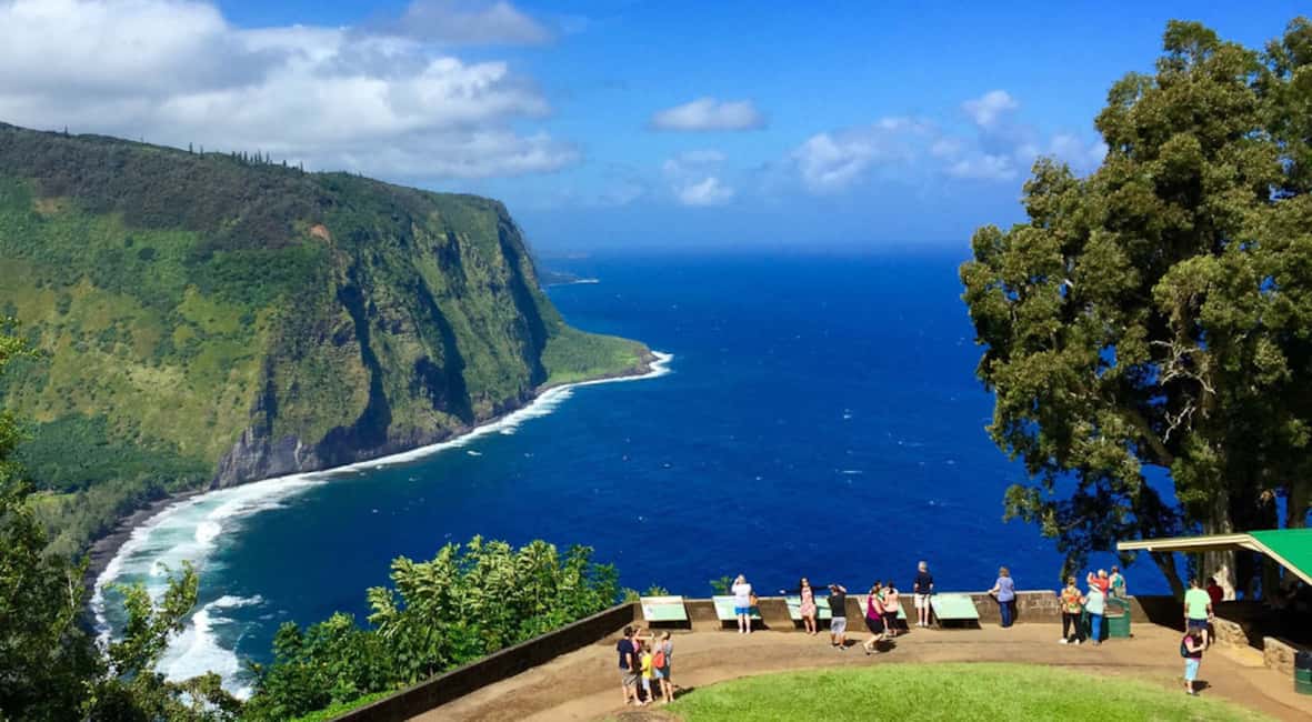 image n.5 of Big Island: Volcanoes, Waterfalls, & Coffee Farm Day-Trip activity in Naalehu, Hawaii, uploaded by supplier