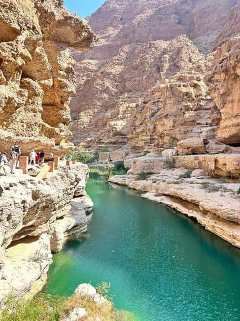 Immagine nº 47 di Avventura nel deserto di Wahiba , Nuoto nel Wadi Bani Khalid attività a Regione al-Sharqiyya, caricata dal fornitore