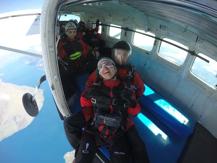image n.8 of Queenstown: Tandem Skydive Experience activity in Queenstown, uploaded by supplier