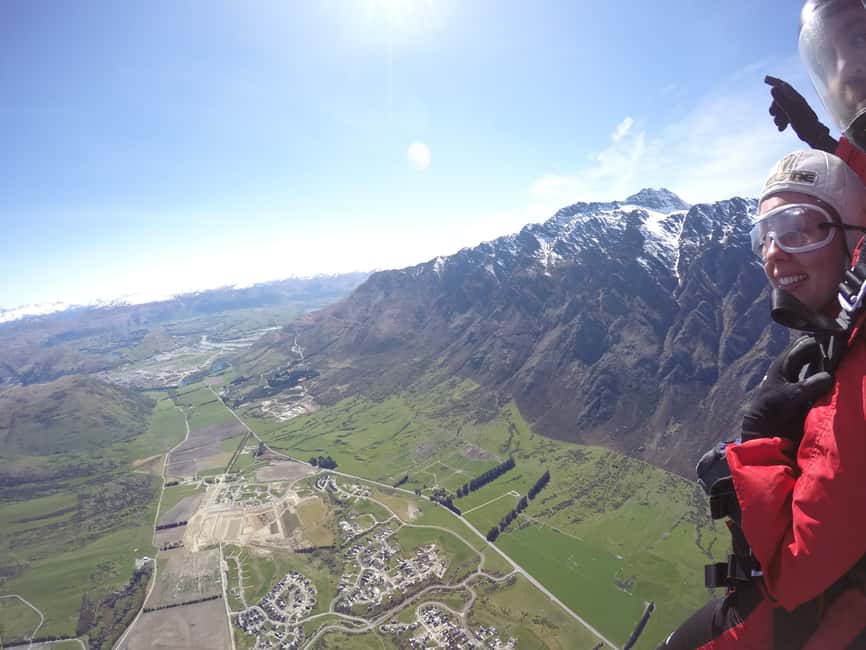 image n.11 of Queenstown: Tandem Skydive Experience activity in Queenstown, uploaded by supplier