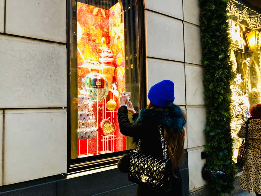 image n.4 of New York Holiday Lights and Movie Sites Bus Tour activity in New York City, uploaded by supplier