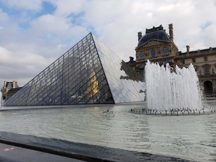 image n.3 of Paris: Louvre Museum Guided Tour with Skip-the-Ticket-Line activity in Paris, uploaded by supplier