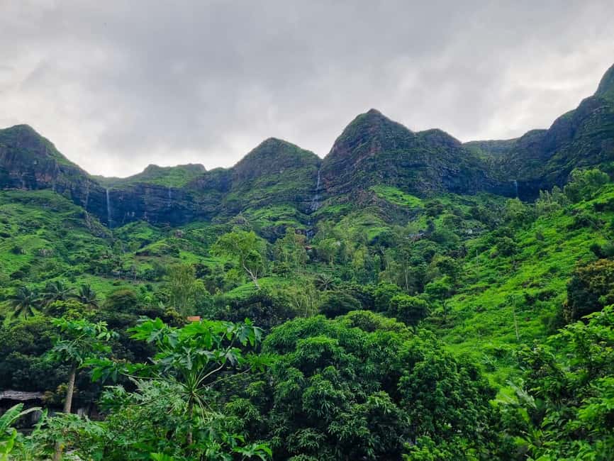 imagem n.6 de Ilha de Santiago : Caminhada Serra Malagueta +Principal +Hortelão atividade em Ilha de Santiago, Cabo Verde, carregada pelo fornecedor
