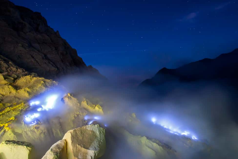 image n.2 of From Bali: 24-Hour Kawah Ijen Blue Flames, Dinner & Room activity in Java, uploaded by supplier