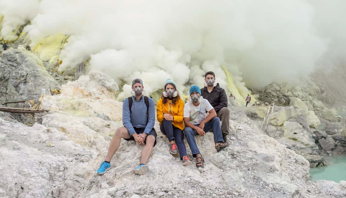 image n.4 of From Bali: 24-Hour Kawah Ijen Blue Flames, Dinner & Room activity in Java, uploaded by supplier