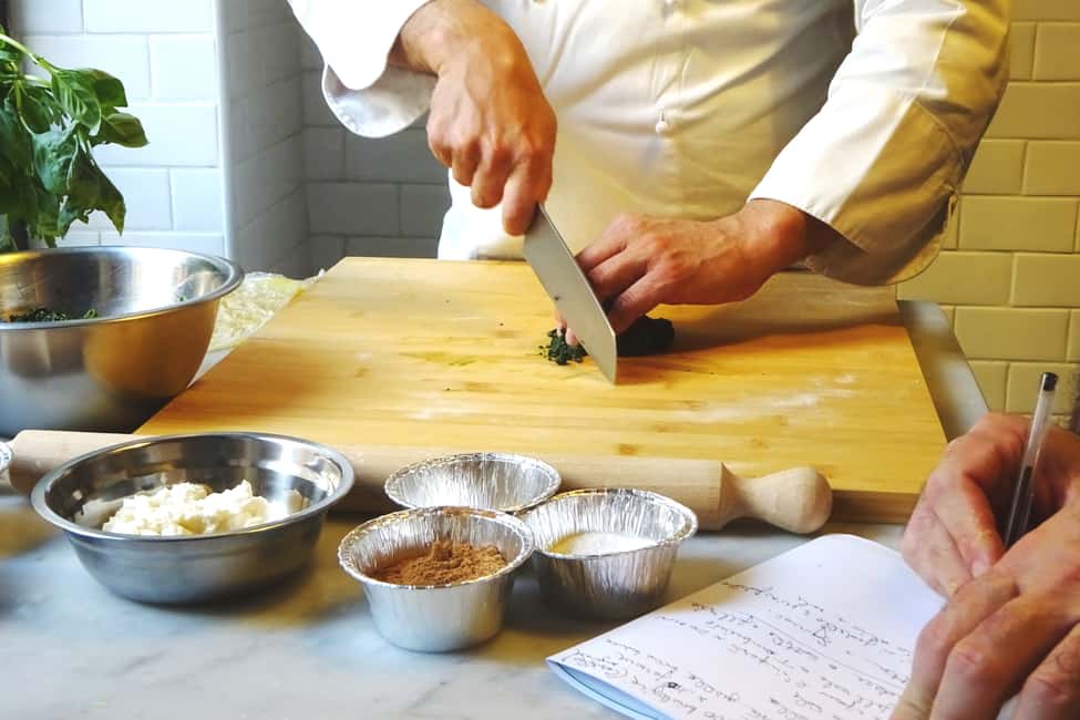 Image N°2 de Rome : Cours de cuisine de pâtes dans un laboratoire professionnel de pâtes activité à Rome, publiée par le prestataire
