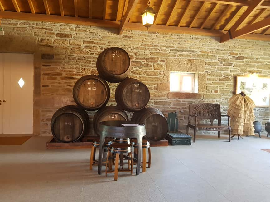 Bild Nr. 8 von Porto: 3 Douro Valley Vineyards Tour mit Mittagessen Aktivität in Região Norte, hochgeladen vom Anbieter