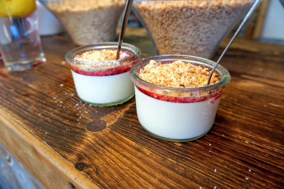 bild nr.4 av Tel Aviv: 2-timmars Carmel Market Tour på engelska med lunch aktivitet i Tel Aviv, uppladdad av arrangören