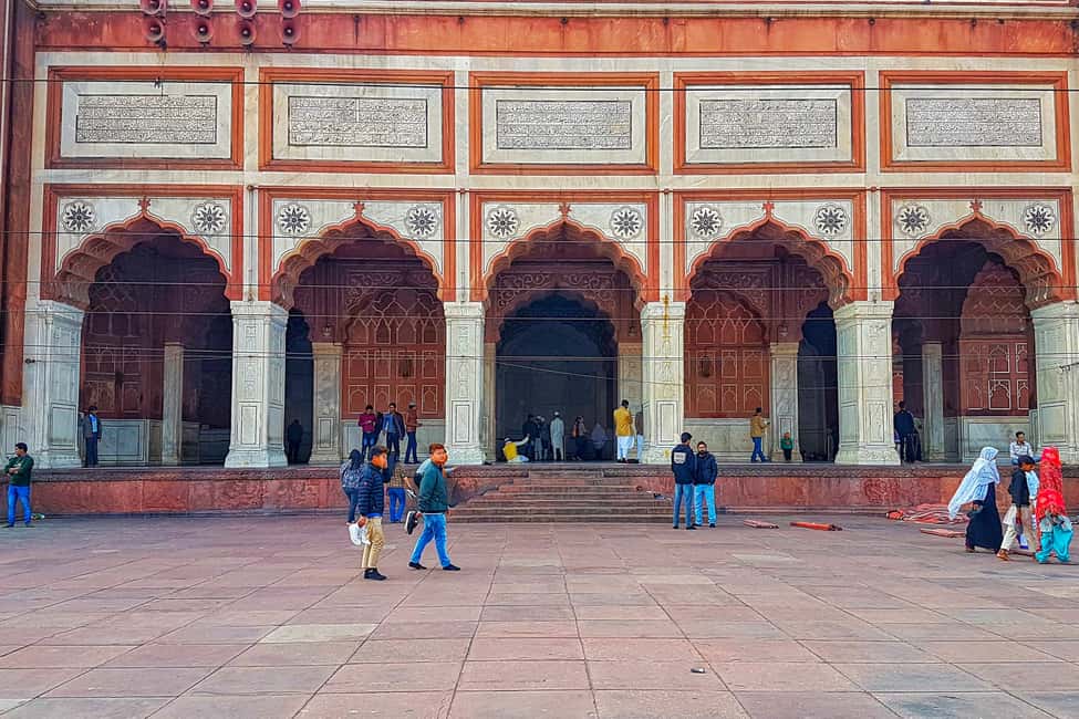 imagem n.15 de Excursão a pé de 3 horas a Old Delhi Heritage com passeio de Rickshaw atividade em Nova Delhi, carregada pelo fornecedor