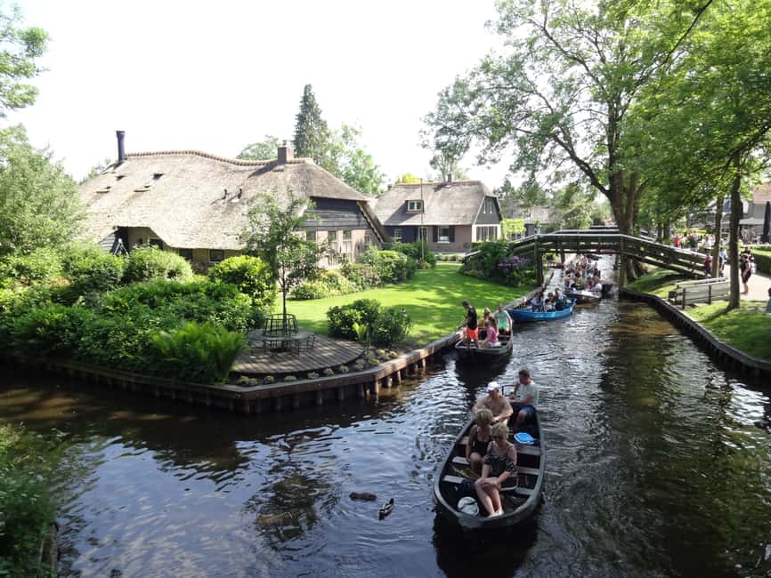 image n.2 of From Amsterdam: Giethoorn Day Trip with Small Electric Boat activity in Flevoland, uploaded by supplier