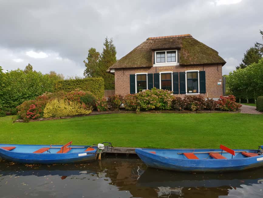 image n.12 of From Amsterdam: Giethoorn Day Trip with Small Electric Boat activity in Flevoland, uploaded by supplier