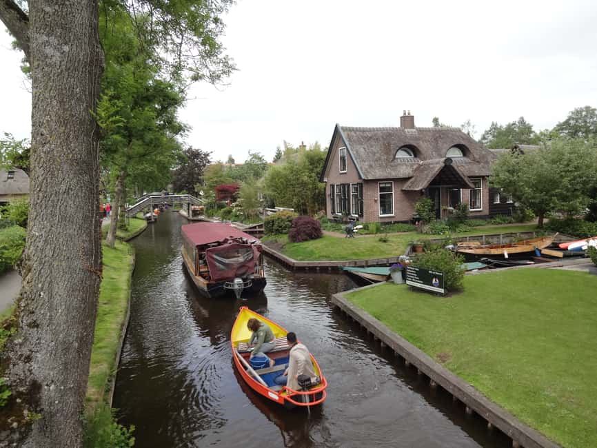 image n.18 of From Amsterdam: Giethoorn Day Trip with Small Electric Boat activity in Flevoland, uploaded by supplier
