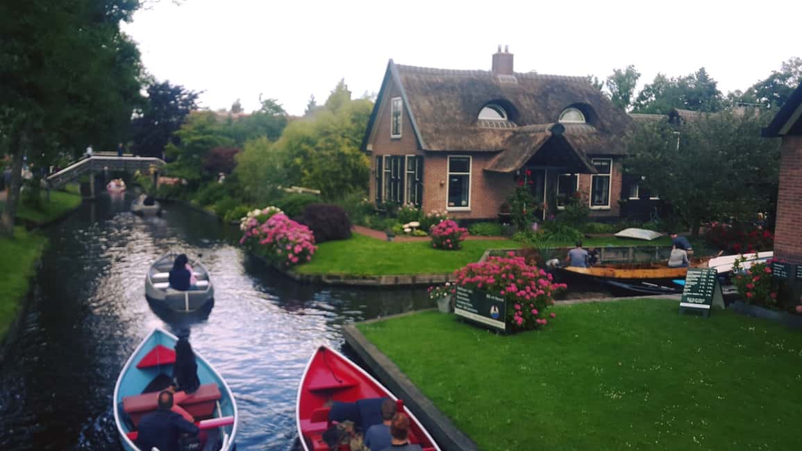 image n.16 of From Amsterdam: Giethoorn Day Trip with Small Electric Boat activity in Flevoland, uploaded by supplier
