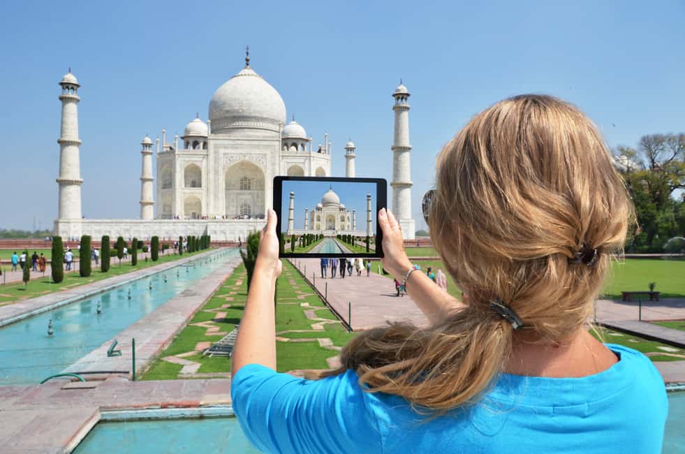 imagem n.4 de Excursão de um dia ao Taj Mahal, Forte e Baby Taj saindo de Deli de carro atividade em Agra, carregada pelo fornecedor