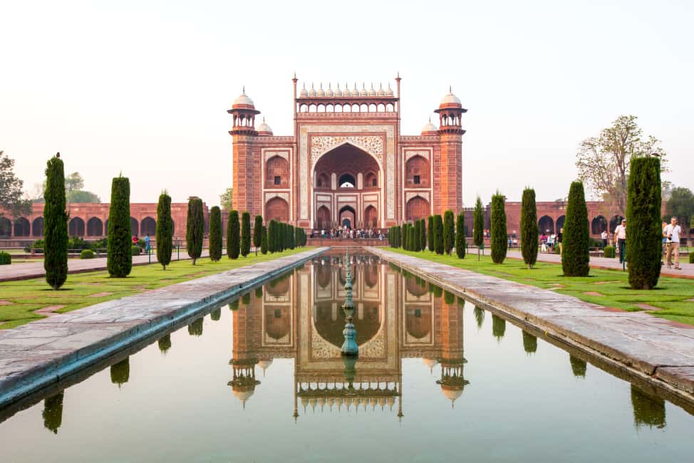 imagem n.18 de Excursão de um dia ao Taj Mahal, Forte e Baby Taj saindo de Deli de carro atividade em Agra, carregada pelo fornecedor