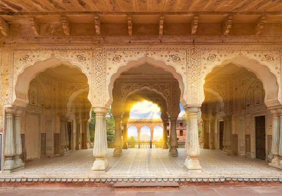 image n.5 of Jaipur Amer Fort, Jal Mahal & Stepwell Private Half-Day Tour activity in Jaipur, uploaded by supplier
