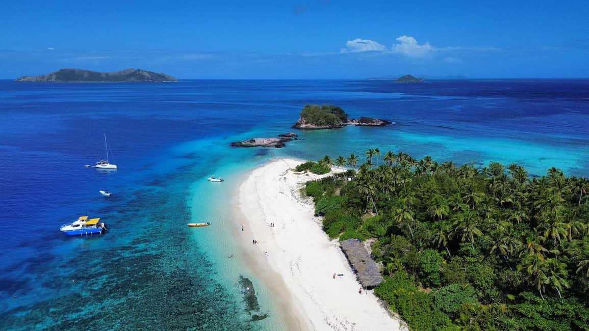image n.6 of Fiji: Authentic Fijian Day Cruise by Boat activity in Mamanuca Islands, uploaded by supplier