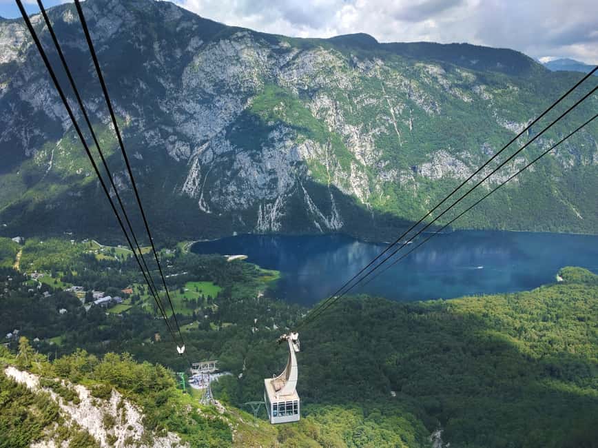 Bild Nr. 6 von Ljubljana: Bledsee und Bohinj Tour mit Savica Wasserfall Aktivität in Bled, hochgeladen vom Anbieter