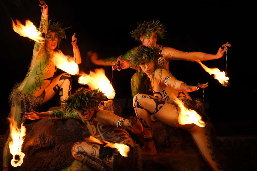 image n.3 of Kauai: VIP Manor House Dinner & Luau Kalamaku Show activity in Lihue, uploaded by supplier