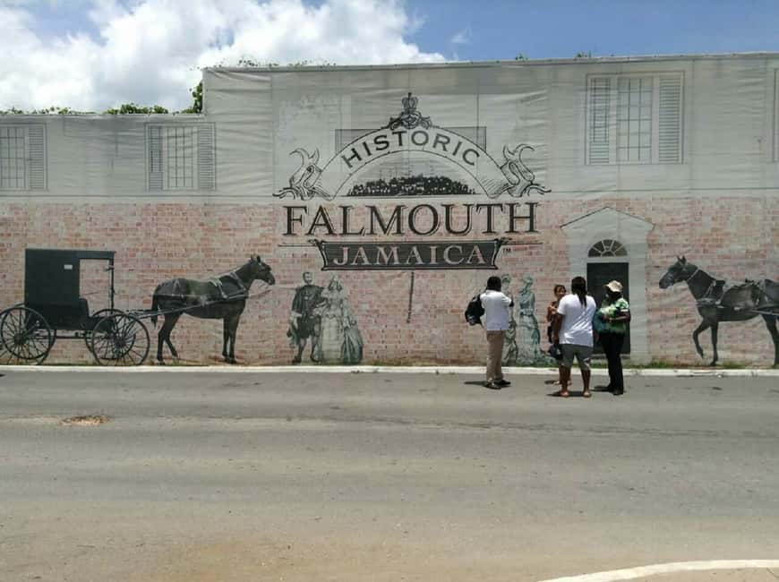 imagem n.2 de Falmouth: Passeio turístico histórico atividade em Montego Bay, carregada pelo fornecedor