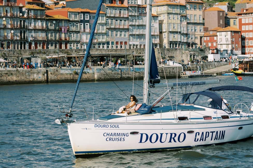 imagem n.13 de Porto: Cruzeiro de charme em veleiro com vinho do Porto, opção de pôr do sol atividade em São Pedro da Afurada, carregada pelo fornecedor