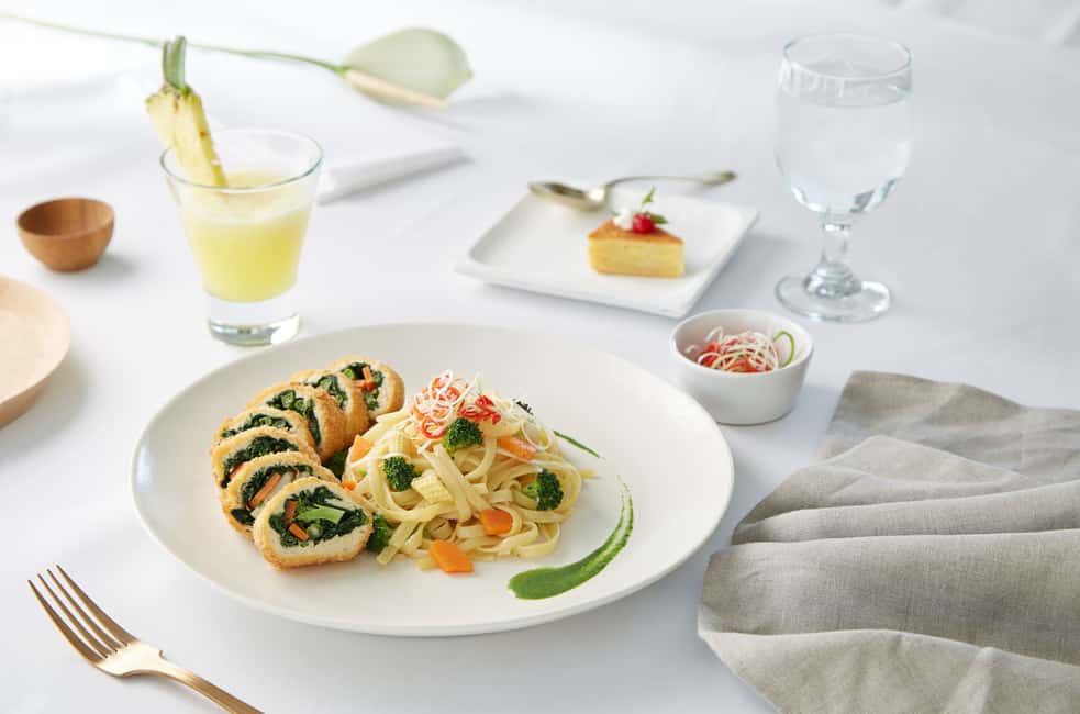 image n.6 of Ubud: Romantic Dinner on a Forest Tree Deck activity in Ubud, uploaded by supplier