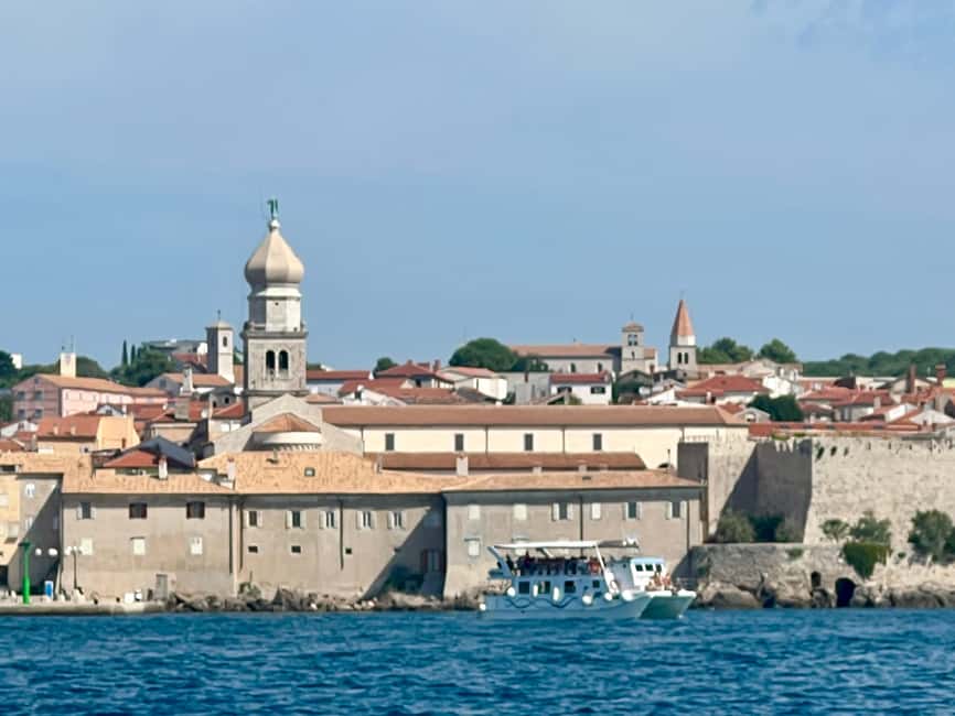 Immagine nº 20 di Krk: Baia d'Oro, Grotta Azzurra e Crociera delle 4 Isole attività a Ponte, caricata dal fornitore