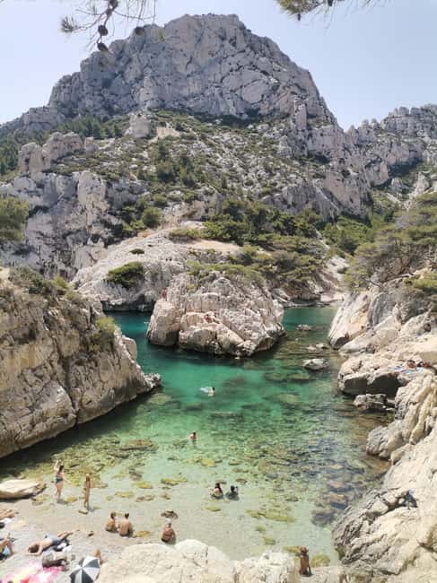 image n.3 of Marseille: Calanques National Park Guided Hike with Picnic activity in Marseille, uploaded by supplier