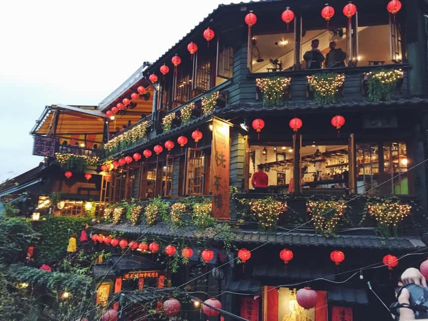 image n.2 of From Taipei: Private Scenic Tour to Jiufen, Yehliu & Pingxi activity in New Taipei City, uploaded by supplier