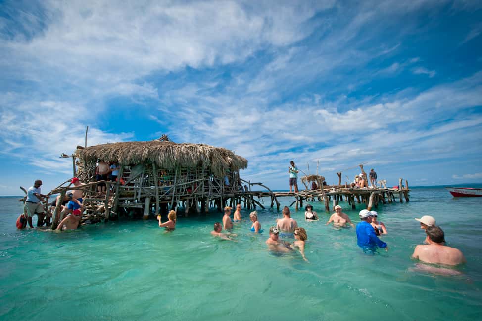 imagem n.2 de De Negril: Cruzeiro de Catamarã no Pelican Bar atividade em Negril, carregada pelo fornecedor