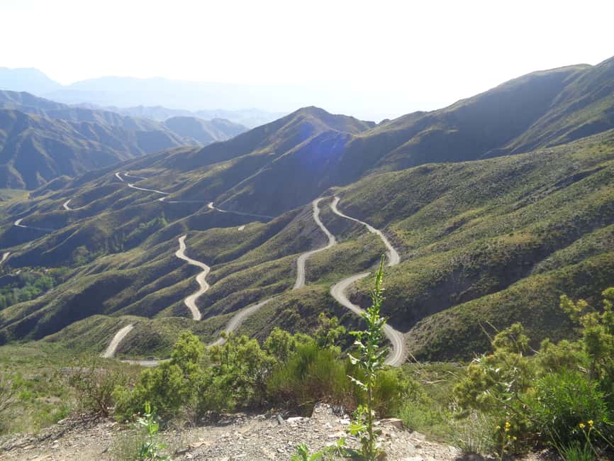 imagem n.3 de Mendoza: Tour guiado particular pela Alta Cordilheira dos Andes atividade em Província de Mendoza, carregada pelo fornecedor