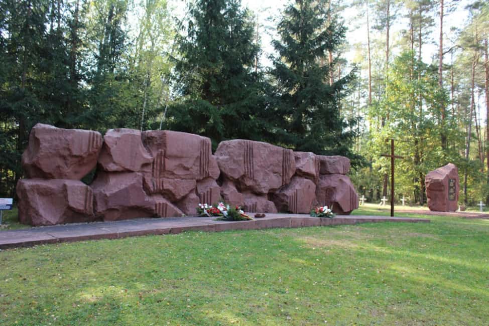 imagen n.º 13 de Varsovia: Visita al Desgarrador Campo de Concentración de Treblinka actividad en Varsovia, subida por el proveedor