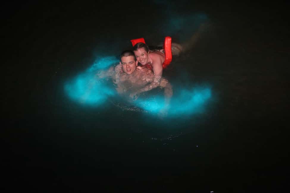 imagem n.1 de Jamaica: Cruzeiro de barco na lagoa bioluminescente com traslados atividade em Falmouth, carregada pelo fornecedor