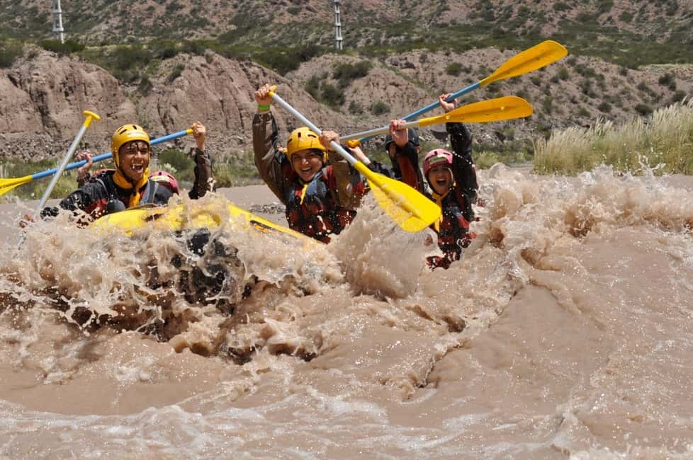 imagem n.1 de Mendoza: 12 km de rafting nos Andes atividade em Província de Mendoza, carregada pelo fornecedor