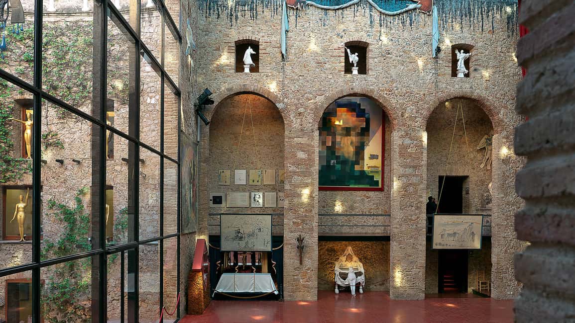 image n.17 of From Barcelona: Dalí Triangle and Cadaques Tour activity in Figueres, uploaded by supplier